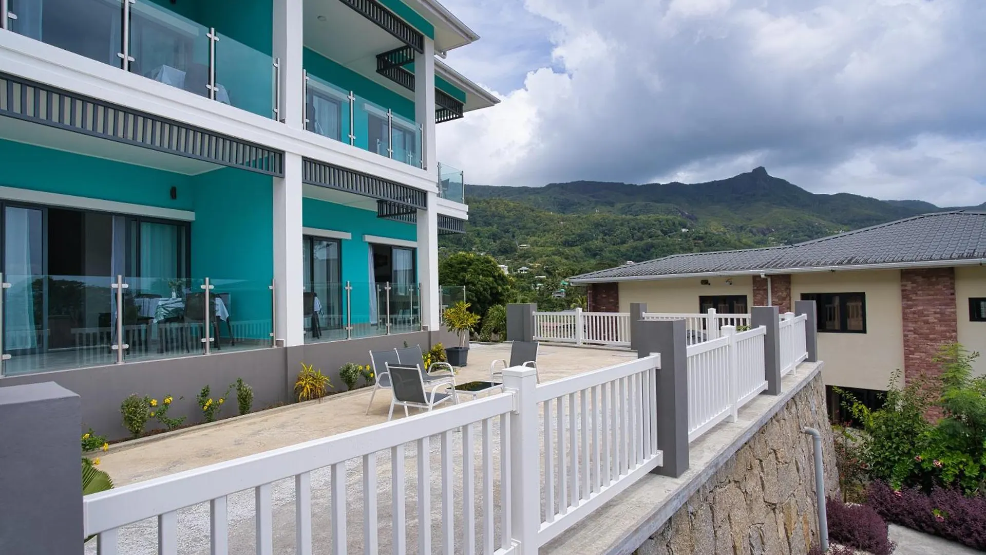 Sunset Haven Villa Beau Vallon  Apartment